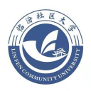 在F1上海赛道的旁边，他们为一包卡片排起了长队